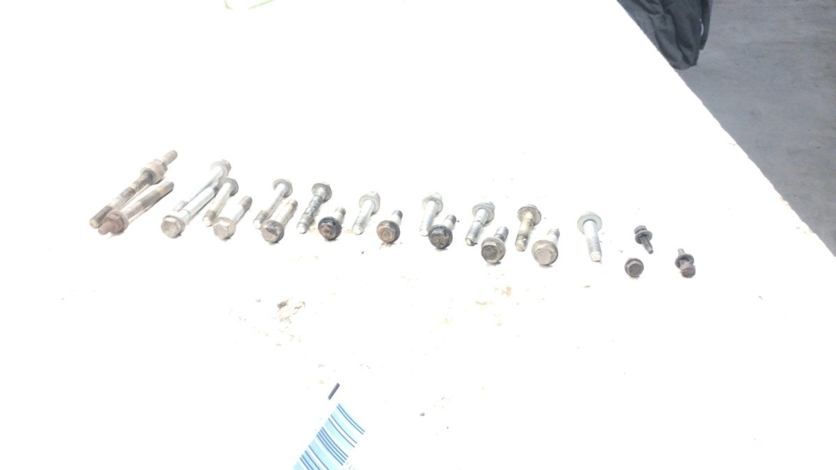 2002 Dodge Durango Set Of Oem Hardware For Timing Cover Oem 4.7L Bolt Set