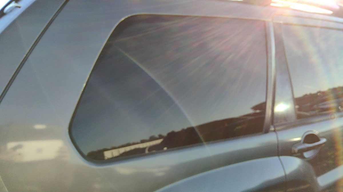 04-07 Mitsubishi Endeavor Passenger Right Rear Quarter Glass Back Side Window
