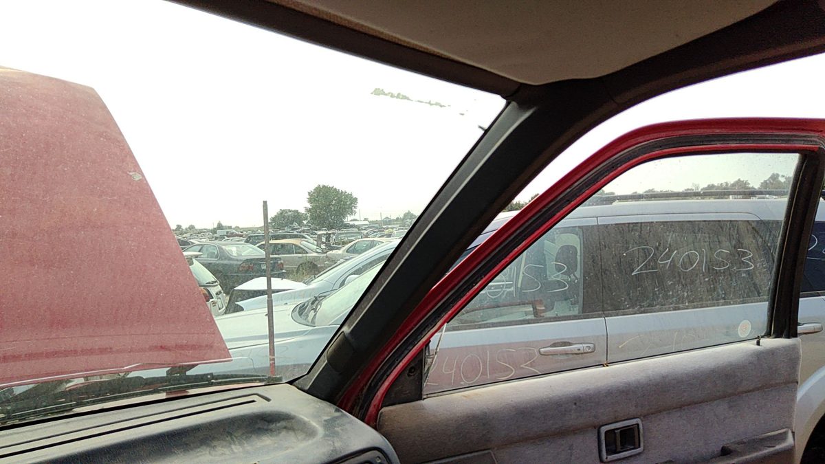 90-95 Nissan Pathfinder Passenger Right A Pillar Trim Windshield Post Panel Gray