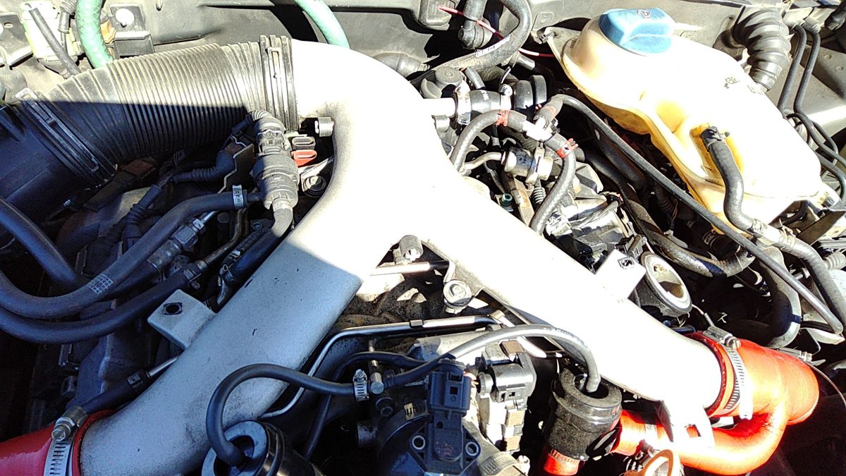 2002-2004 Audi A6 Intake Manifold Oem 2.7L 078133201Bc
