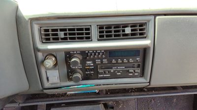 1986-1994 Chevy S10 Blazer Trim Bezel Around Radio Surround Dash Panel Oem Black