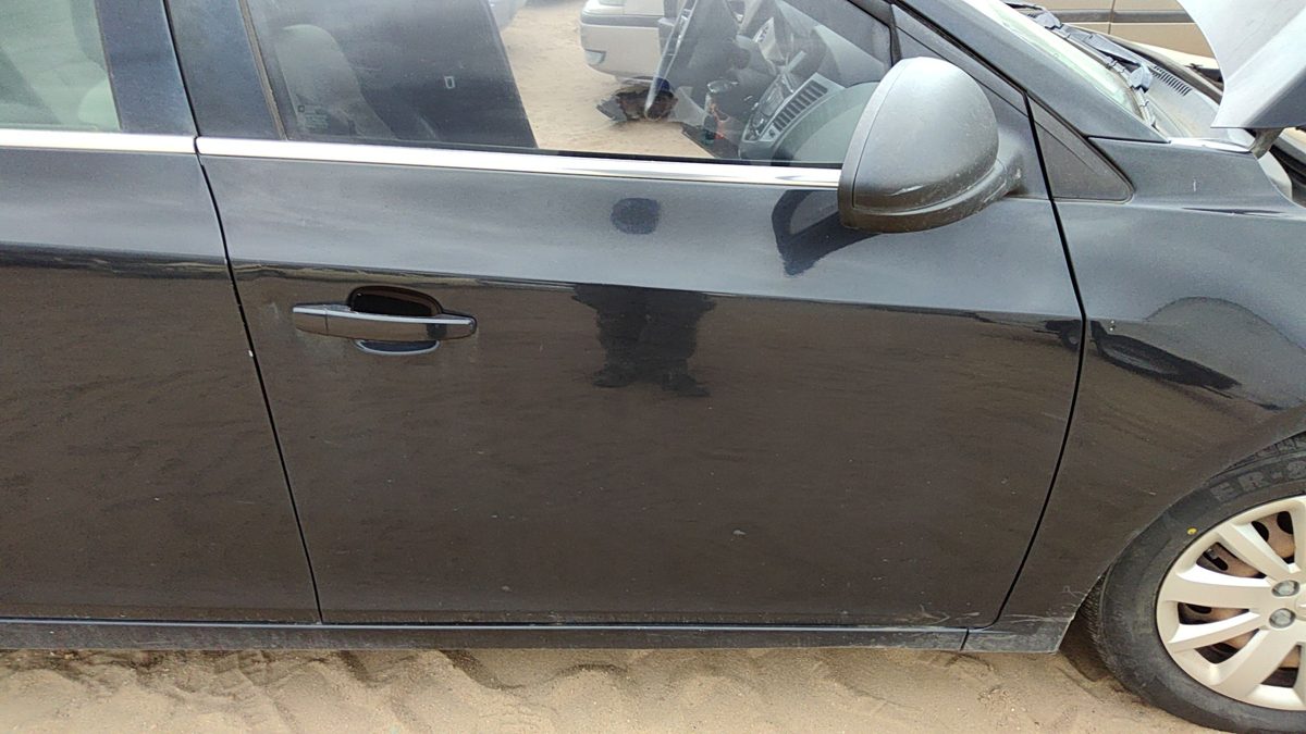 2011 Chevy Cruze Front Door