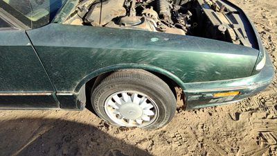 1996-1999 Olds 88 Passenger Right Front Fender Oem Green 25620748