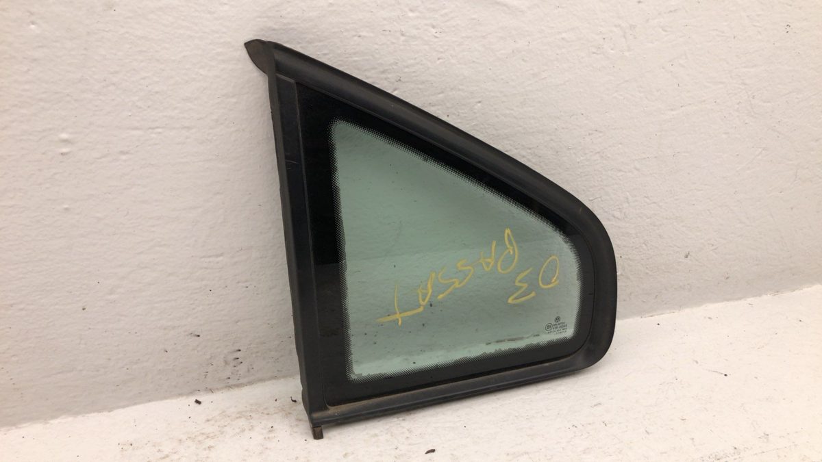 2001-2005 Vw Passat Driver Left Rear Quarter Glass Back Side Window Oem Lh