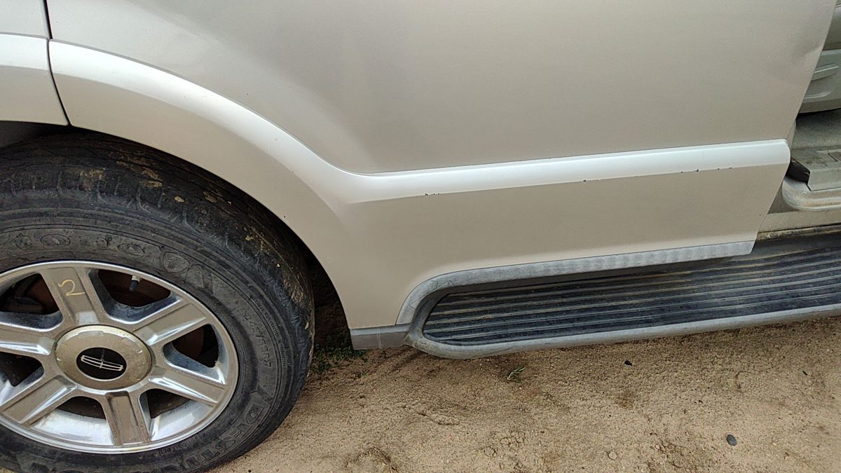2003 Lincoln Aviator Passenger Right Rear Moulding From Door Back Trim Silver Jp