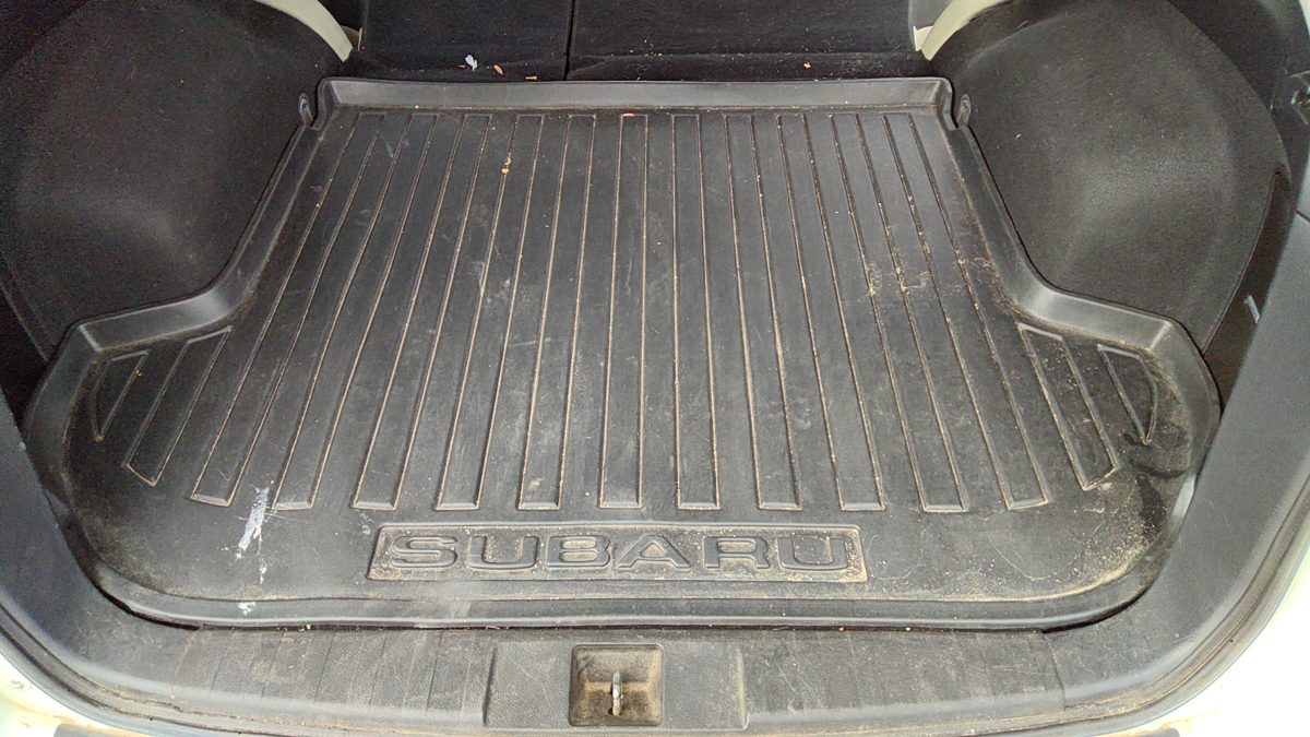 2010-2014 Subaru Legacy Outback Rear Cargo Floor Mat Oem Rubber Trunk Cover