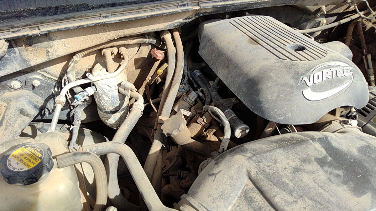 2000-2006 Gmc Sierra 2500 Cylinder Head Assembly Oem 6.0L 12562319