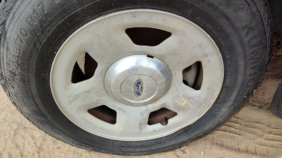 2006 Ford Pickup F150 Wheel