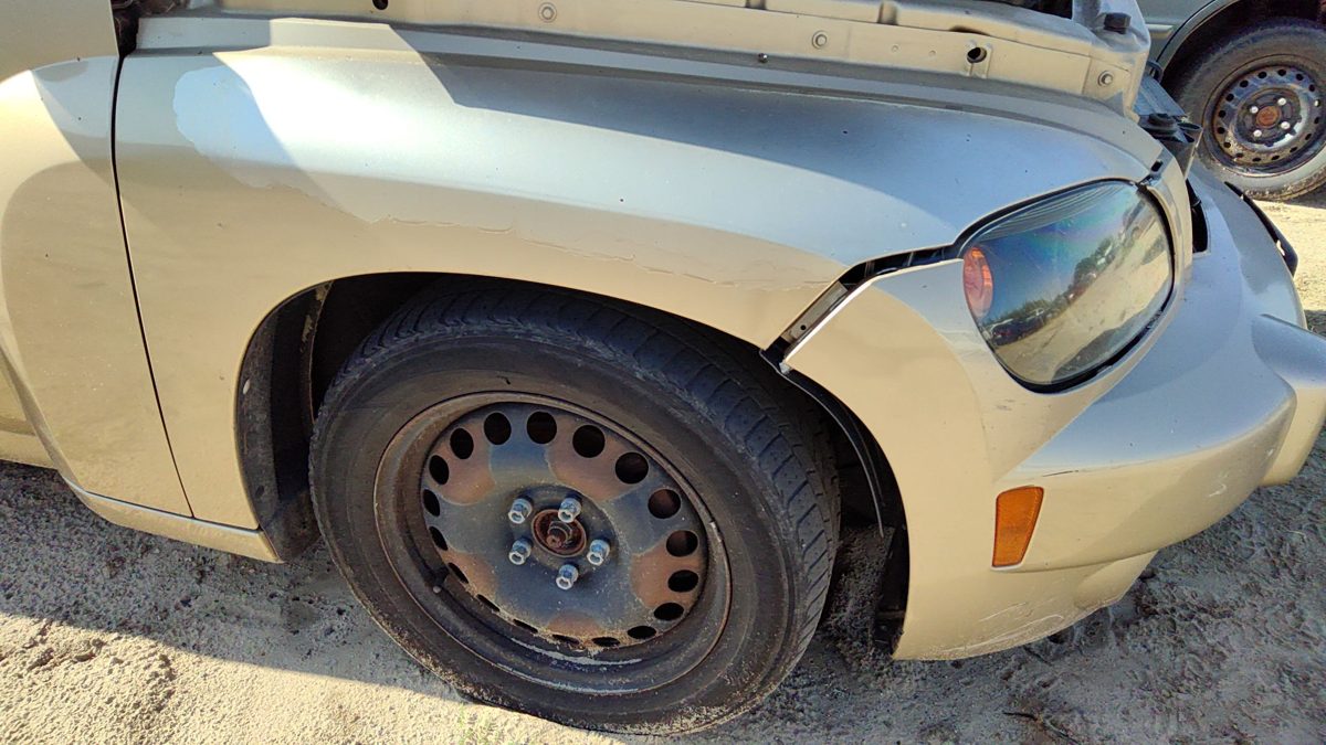 2006 Chevy Hhr Fender