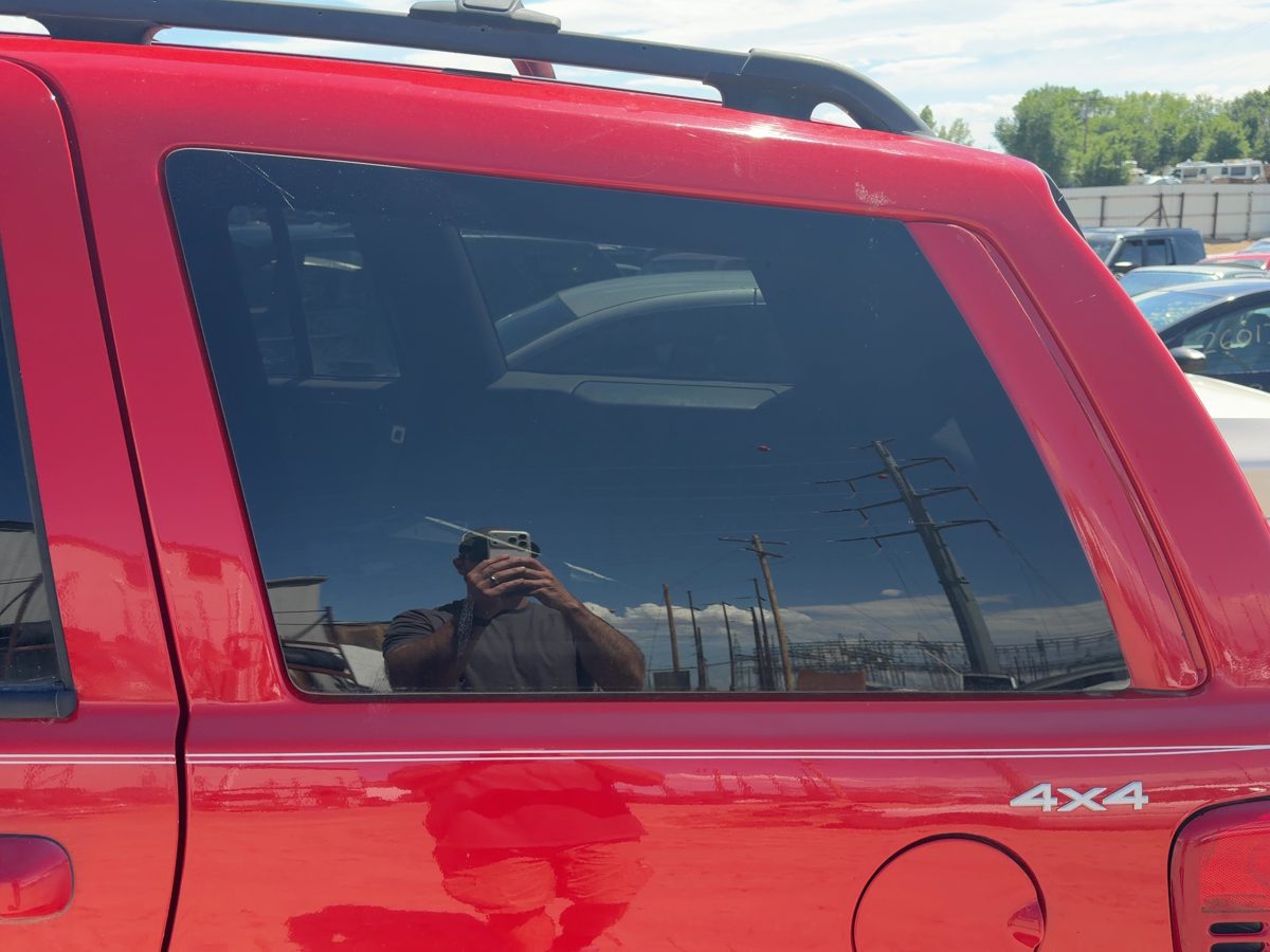 99-04 Jeep Grand Cherokee Driver Left Rear Quarter Glass Back Side Window Oem