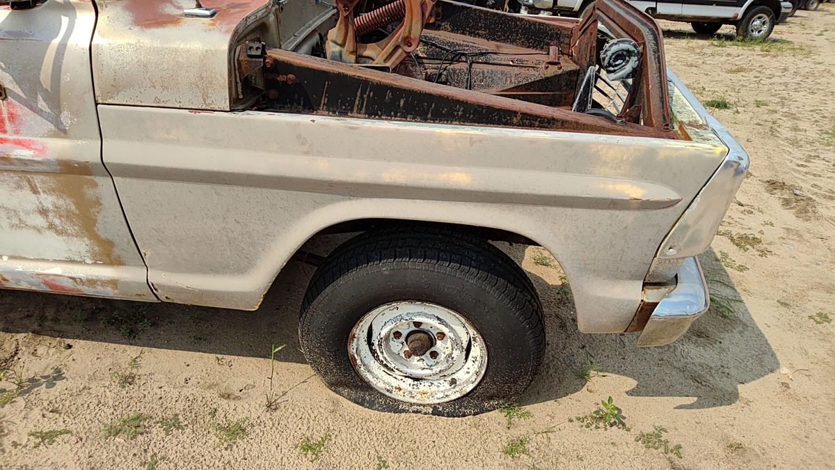 1969 Ford Pickup F100 Fender