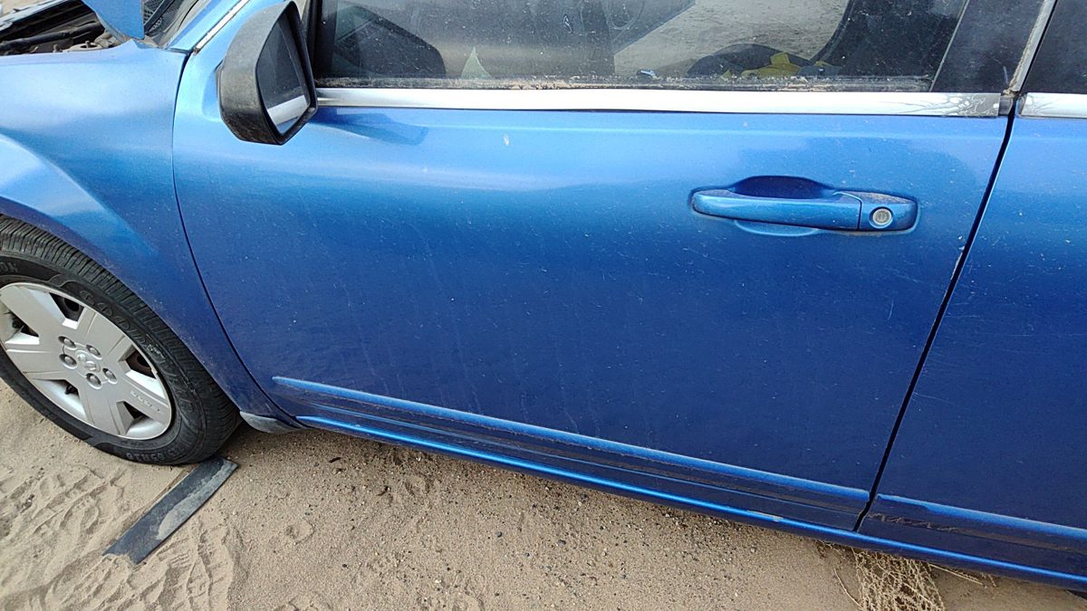 2008 Dodge Avenger Front Door
