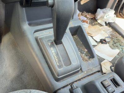 1998-2002 Isuzu Rodeo Center Console Trim Bezel Arround Floor Shifter Oem