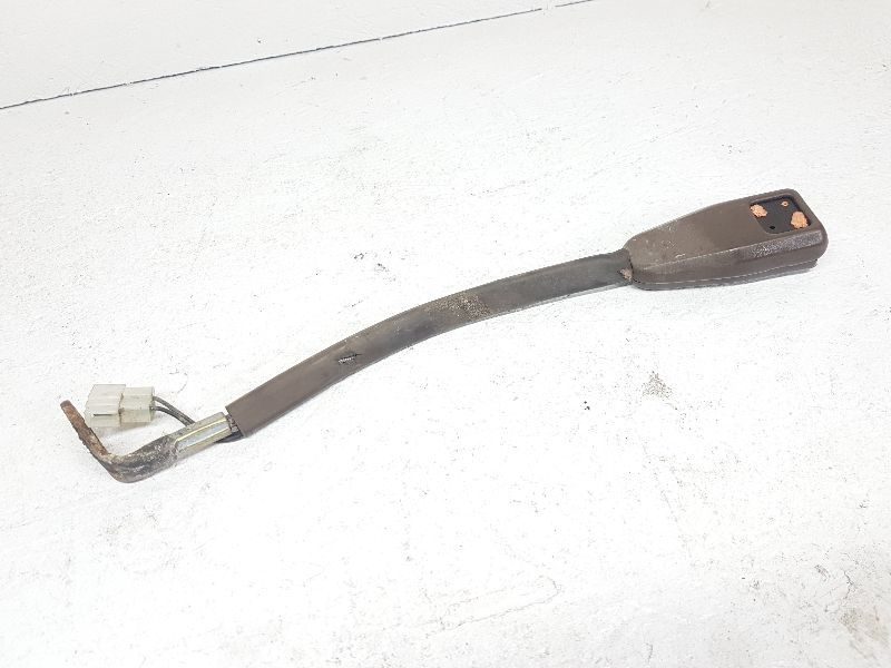 1987 Mazda B2000 Driver Side Seat Belt Buckle Female 86-91 Oem