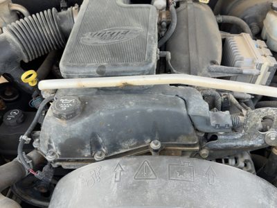 2004-2005 Buick Rainier Valve Cover Oem 4.2L 12591994