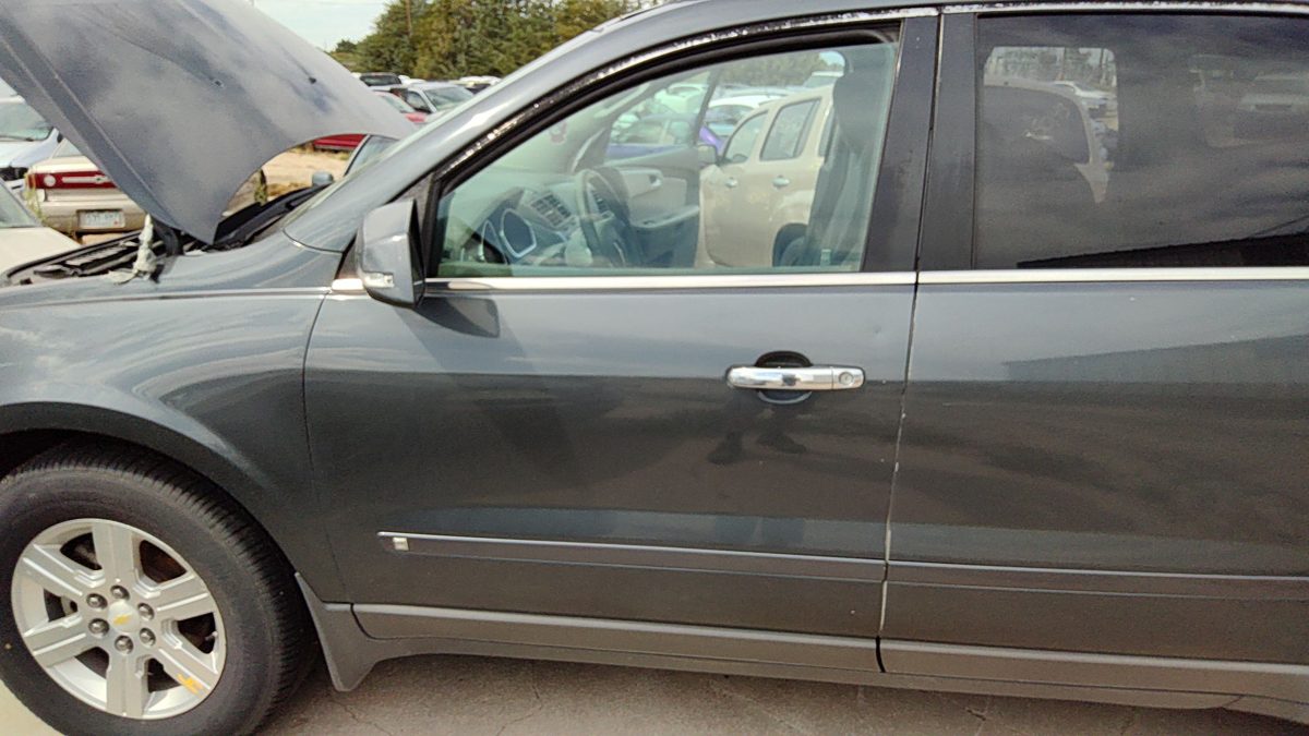 2010 Chevy Traverse Front Door