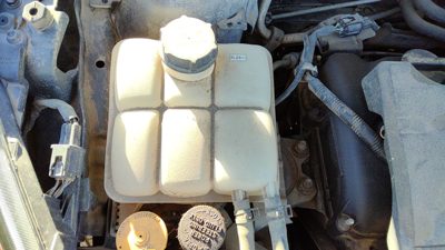 2004-2013 Mazda 3 Coolant Reservoir Radiator Overflow Tank Bottle Oem 2.0l
