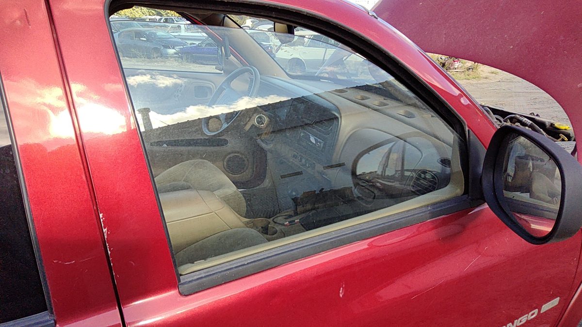 1998-2003 Dodge Durango Passenger Right Front Side Window Door Glass Oem
