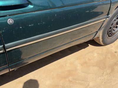 95-01 Chevy Lumina Passenger Right Front Moulding From Door Trim Strip 88959069