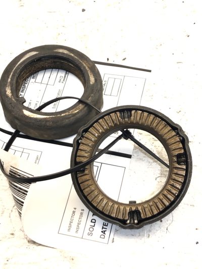 1999-2002 Ford F250 Super Duty Rear Wheel Hub Spindle Nuts Pair Set Oem