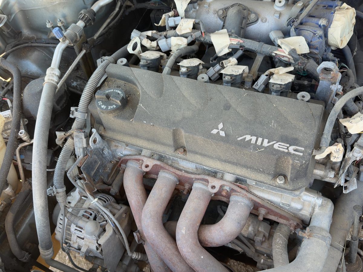 2007 Mitsubishi Eclipse Cylinder Head