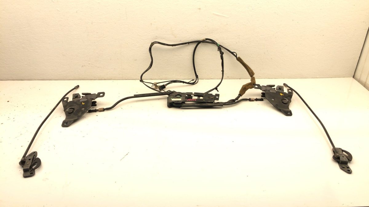 06-09 G6 Convertible Front And Side Latch With Hydrualic Lines And Cylinder