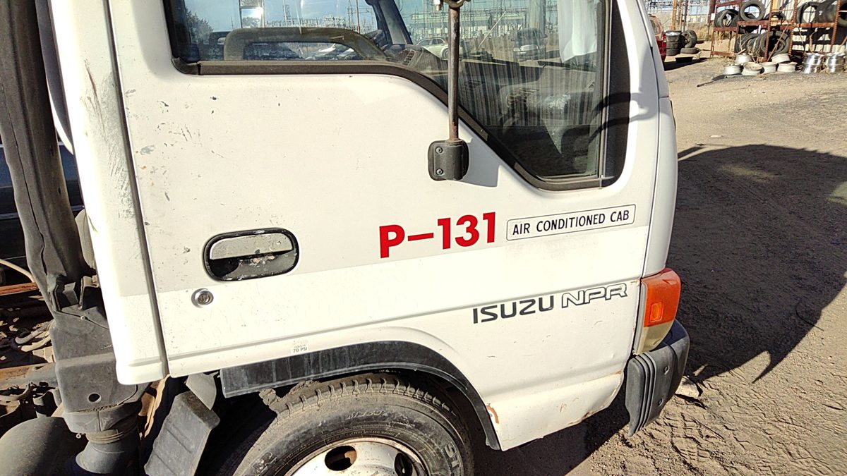 1996 Isuzu Truck Front Door