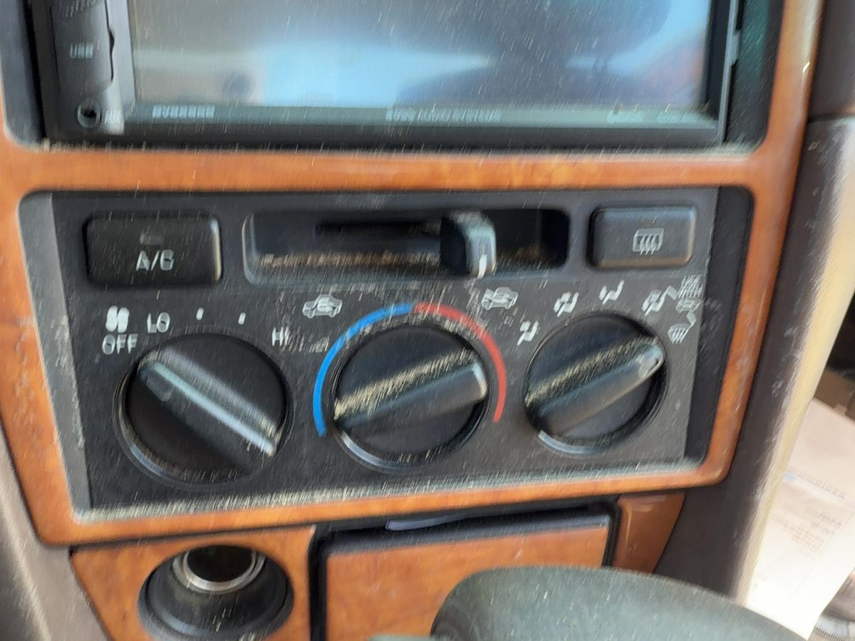 1997-2001 Toyota Camry Heater AC Temperature Control Head Rotary OEM 5591006020