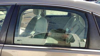 2006-2016 Chevy Impala Driver Left Rear Side Window Door Glass Oem Back 25799129