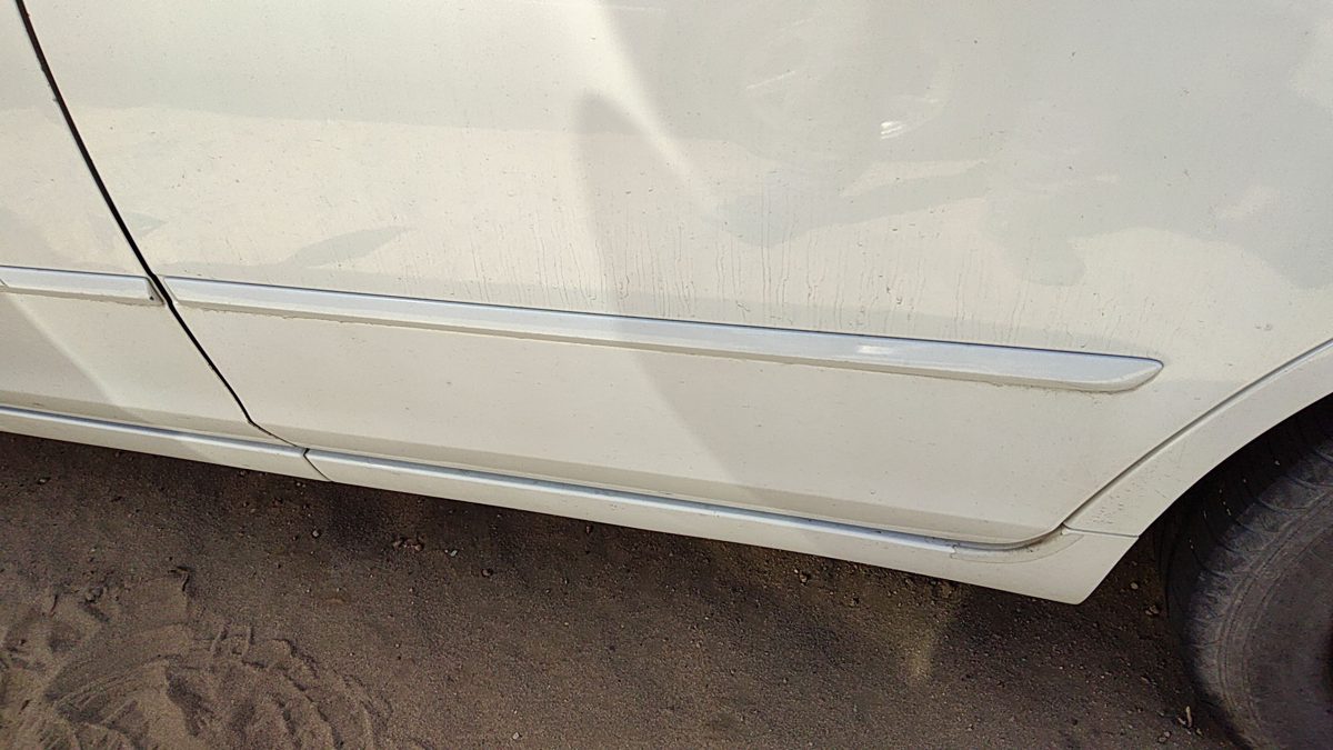 02-05 Altima Driver Left Rear Moulding From Door Oem Back Trim Strip White Qx3