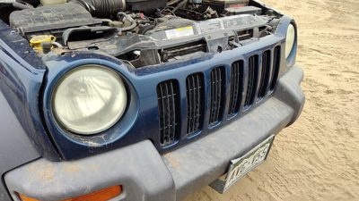 2002 Jeep Liberty Grille