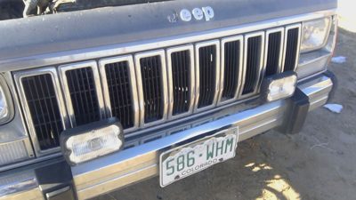 1985 Jeep Cherokee Grille