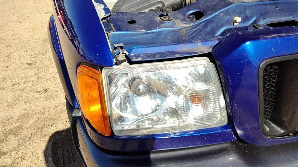 2005 Ford Ranger Headlamp Assembly