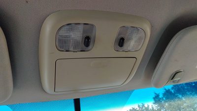 2010-2011 Ford Fusion Center Overhead Console Oem Dome Light Map Lamp Cubby