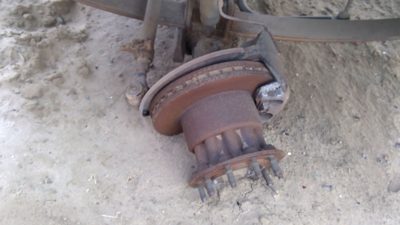 1988-1997 Ford F450 Driver Left Front Spindle Steering Knuckle With Wheel Hub