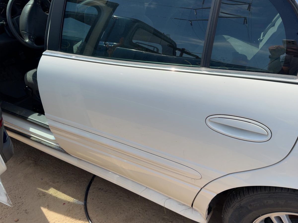 2005 Buick Lesabre Rear Door