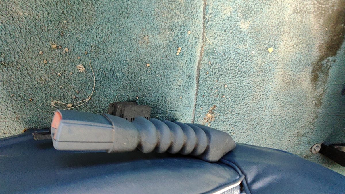 1995 Gmc Van 3500 Driver Left Front Seat Belt Buckle Receiver Oem Blue