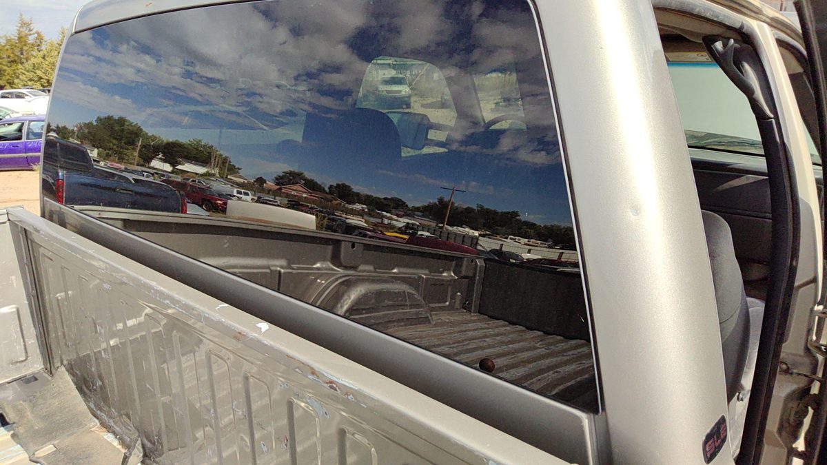 1999-2007 Sierra 2500 Hd Back Glass Rear Window Oem 15198870
