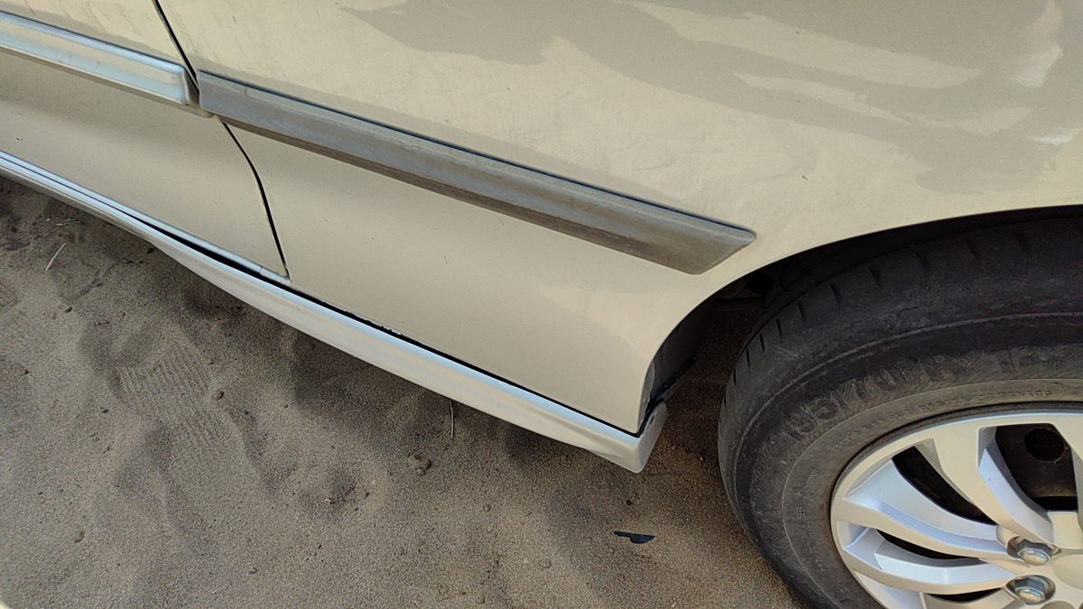 02 Pontiac Sunfire Driver Left Rear Moulding On Quarter Panel Silver 95U 2 Door