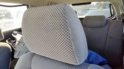 2006-2008 Hyundai Tucson Pair Of Front Headrests Oem Left Right Set Seat