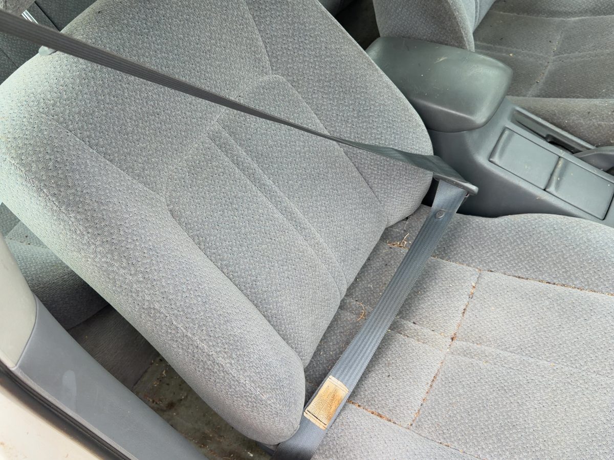 2000 Toyota Camry Front Seat Belt