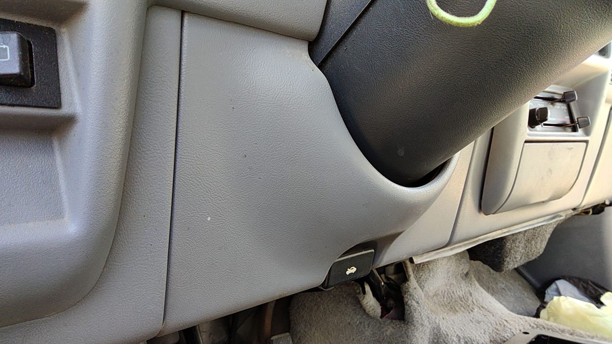 1993-1994 Ford Explorer Lower Dash Under Column Knee Bolster Trim Panel Oem Gray