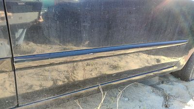 04-09 Spectra Passenger Right Front Moulding From Door Trim Strip Black 4 Door