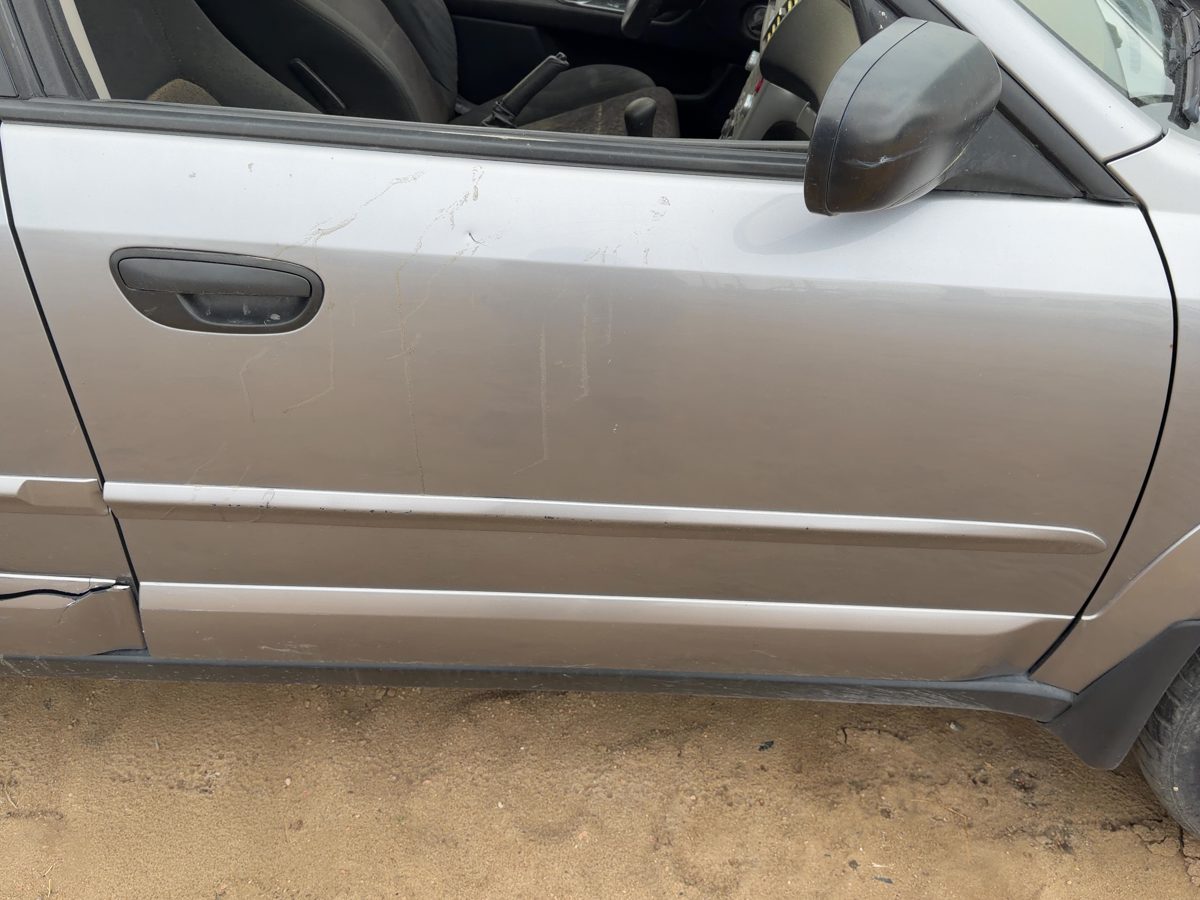 2009 Subaru Legacy Front Door