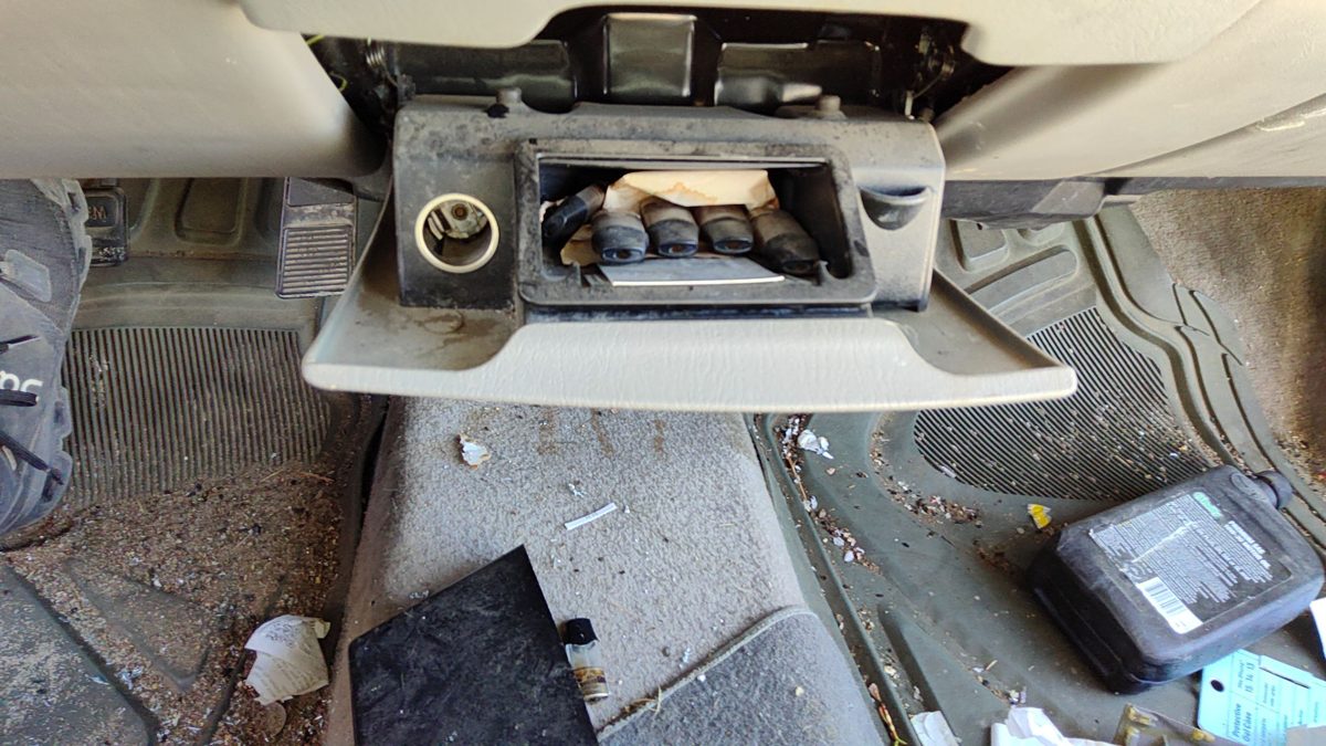 01-04 Buick Lesabre Buick Lesabre Ash Tray Assembly Oem Slide Out Dash Gray 17B