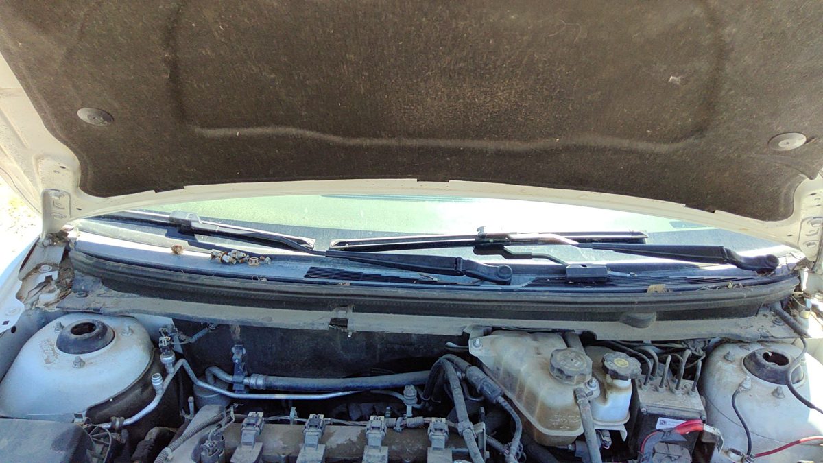2011 Chevy Malibu Windshield Wiper Cowl Vent Trim Panel Oem Cover
