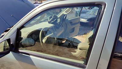 2001-2007 Ford Escape Driver Left Front Side Window Door Glass Oem 5l8z7821411aa