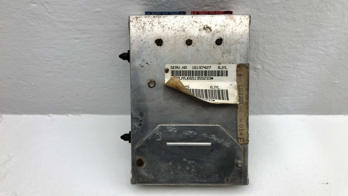 94-95 Chevy Silverado 1500 Electronic Control Module Computer Ecm E