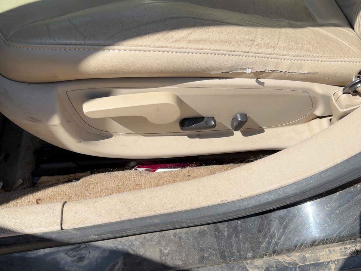 06-13 Impala Driver Left Side Power Seat Switch With Trim Panel Oem Neutral 522