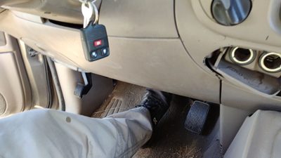 97-02 Ford Expedition Lower Dash Under Column Knee Bolster Trim Panel Oem Tan Fh
